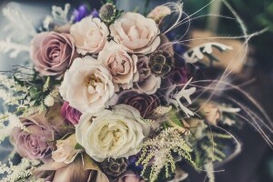 Average cost of wedding flowers
